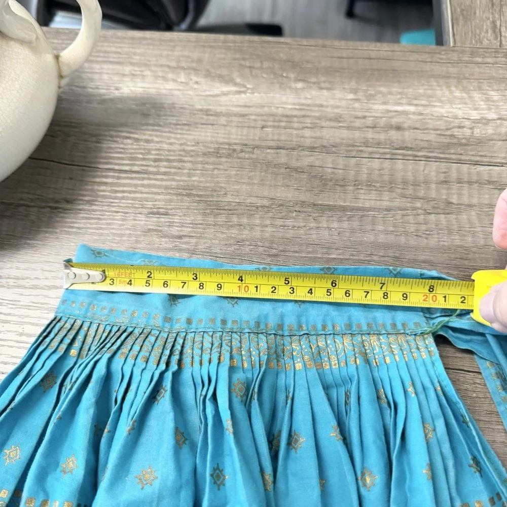 Half Style Apron Handmade. Vintage. Pleated Turquoise And Gold 16X17 Small Spots